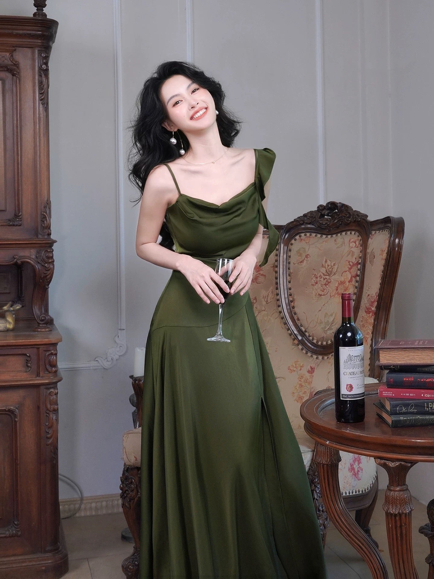 Elegantes Scheidenkleid Spaghettiträger Olivgrün Satin für Damen Mädchen Teenager Abschlussballkleider N2180