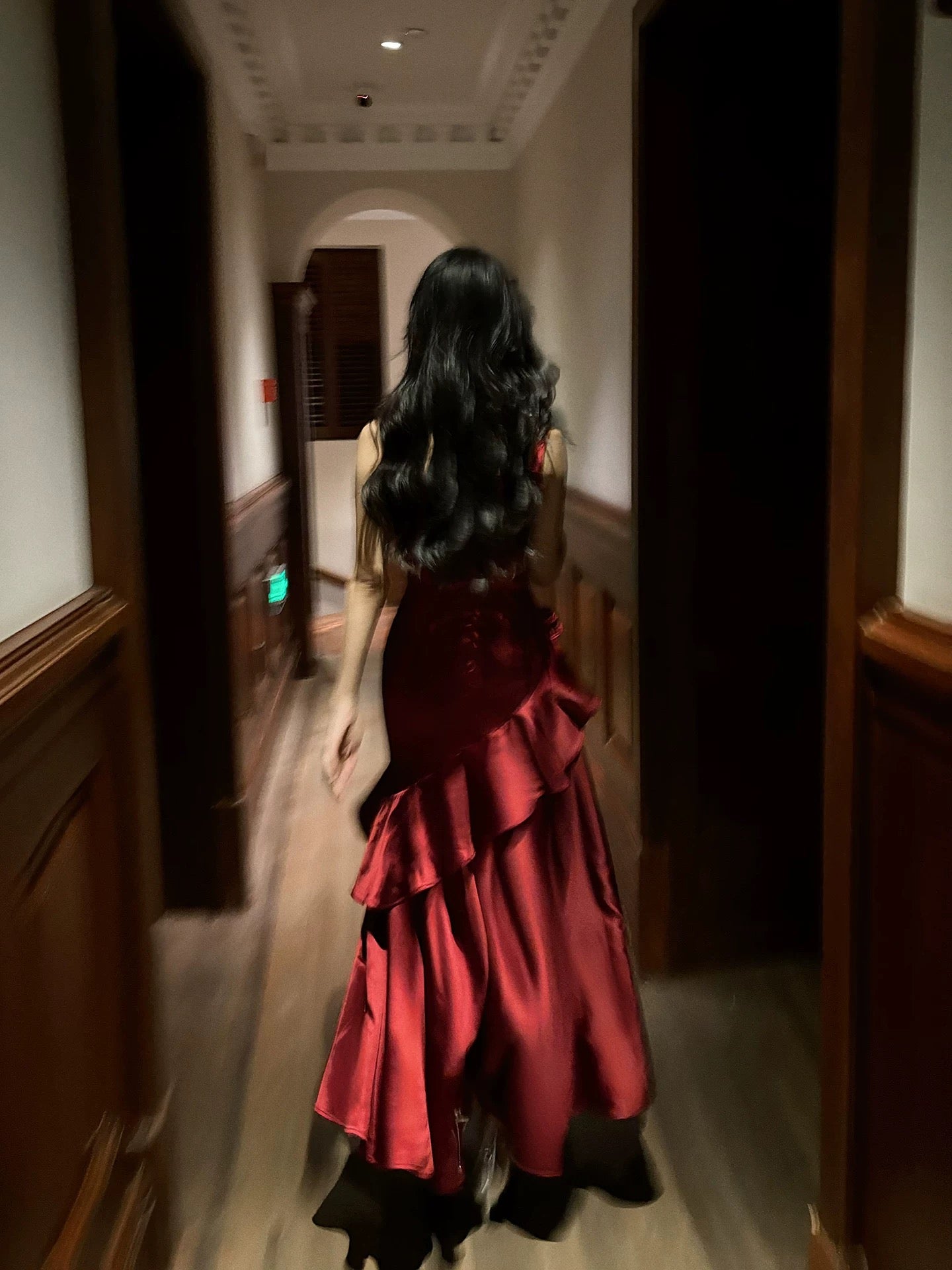 Elegantes Meerjungfrau-Abendkleid mit eckigem Ausschnitt in Weinrot aus Satin für Damen, Mädchen, Teenager, Abschlussballkleider N2190