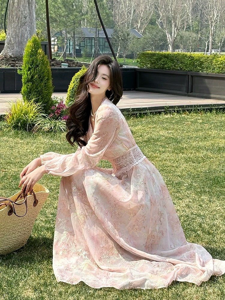 Chic Robe de Soirée Trapèze en Chiffon Rose à Col en V, pour Invitée de Mariage, Printemps/Été, Thème Jardin N2196