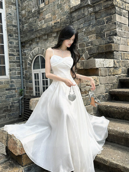 Süßes A-Linien Spaghetti-Träger Elfenbein Langes Strand Frühlings Sommer Garten Inspiration Hochzeitsgastkleid N2205