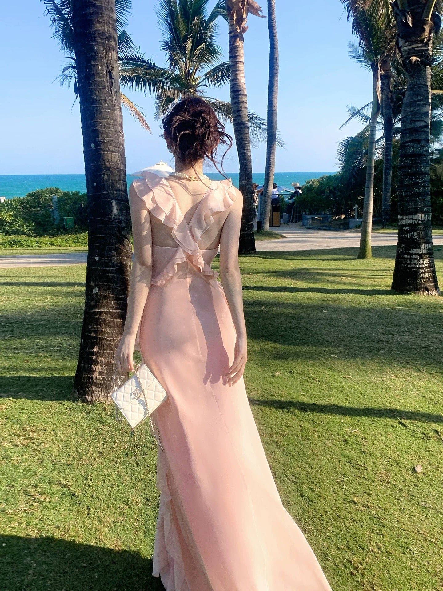 Robes de bal simples en mousseline rose col en V de sirène pour femmes et adolescentes N2214