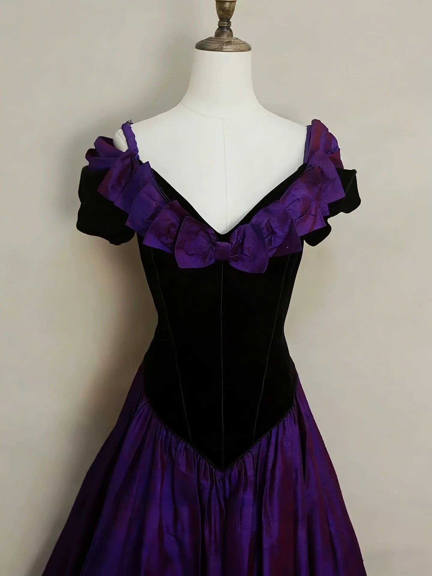 Beautiful Ball Gown Off The Shoulder With Ruffles Purple For High Schools Teens Prom Dresses Graduation Dress N1683