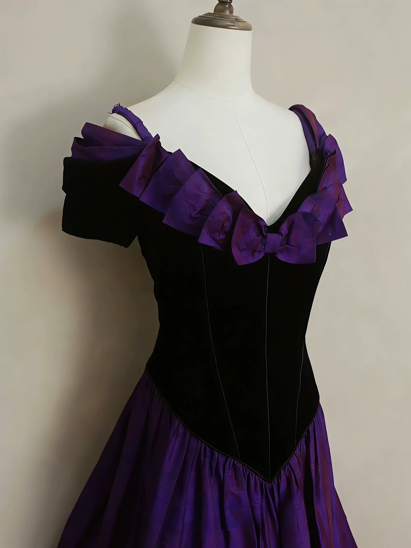 Beautiful Ball Gown Off The Shoulder With Ruffles Purple For High Schools Teens Prom Dresses Graduation Dress N1683