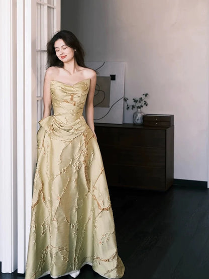 Wunderschönes gelbes Ballkleid aus Satin mit Herzausschnitt für Highschool-Schülerinnen, Teenager, Abschlussballkleider, Abschlusskleid N1688
