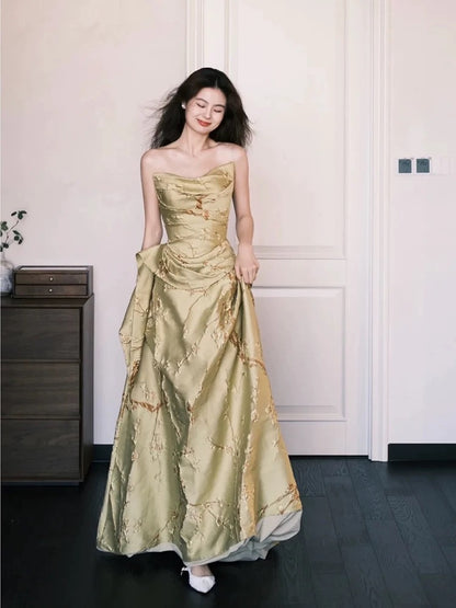 Wunderschönes gelbes Ballkleid aus Satin mit Herzausschnitt für Highschool-Schülerinnen, Teenager, Abschlussballkleider, Abschlusskleid N1688