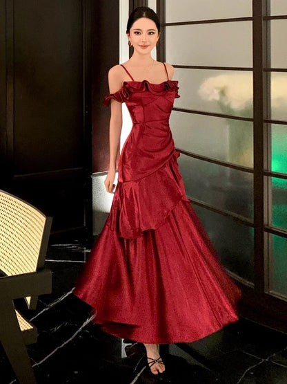 Elegante Meerjungfrau Spaghettiträger Burgunder Abschlussball Frühlings Sommer Strand Festliche Hochzeits Gastkleider N3951