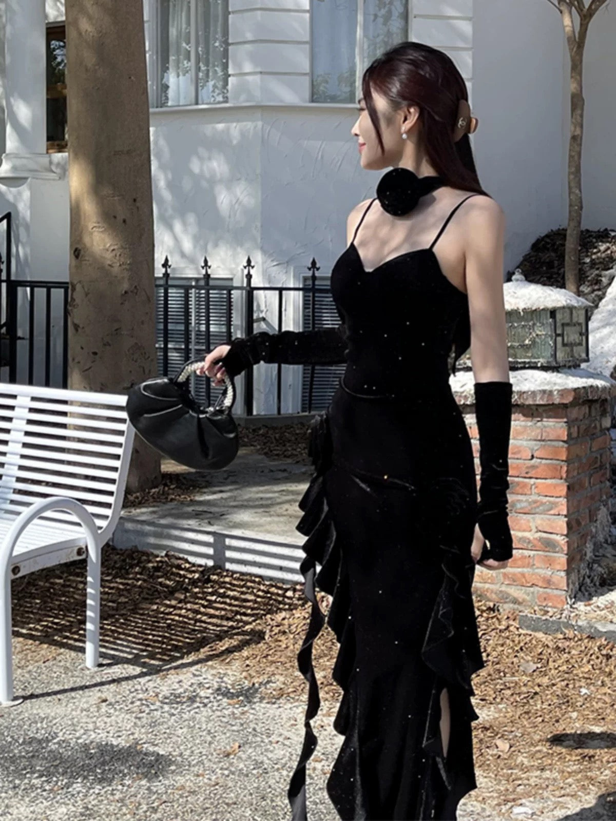 Stunning Mermaid Spaghetti Strap Black Velvet Date With Ruffled Night Evening Outfit Formal Prom Dresses RB5490