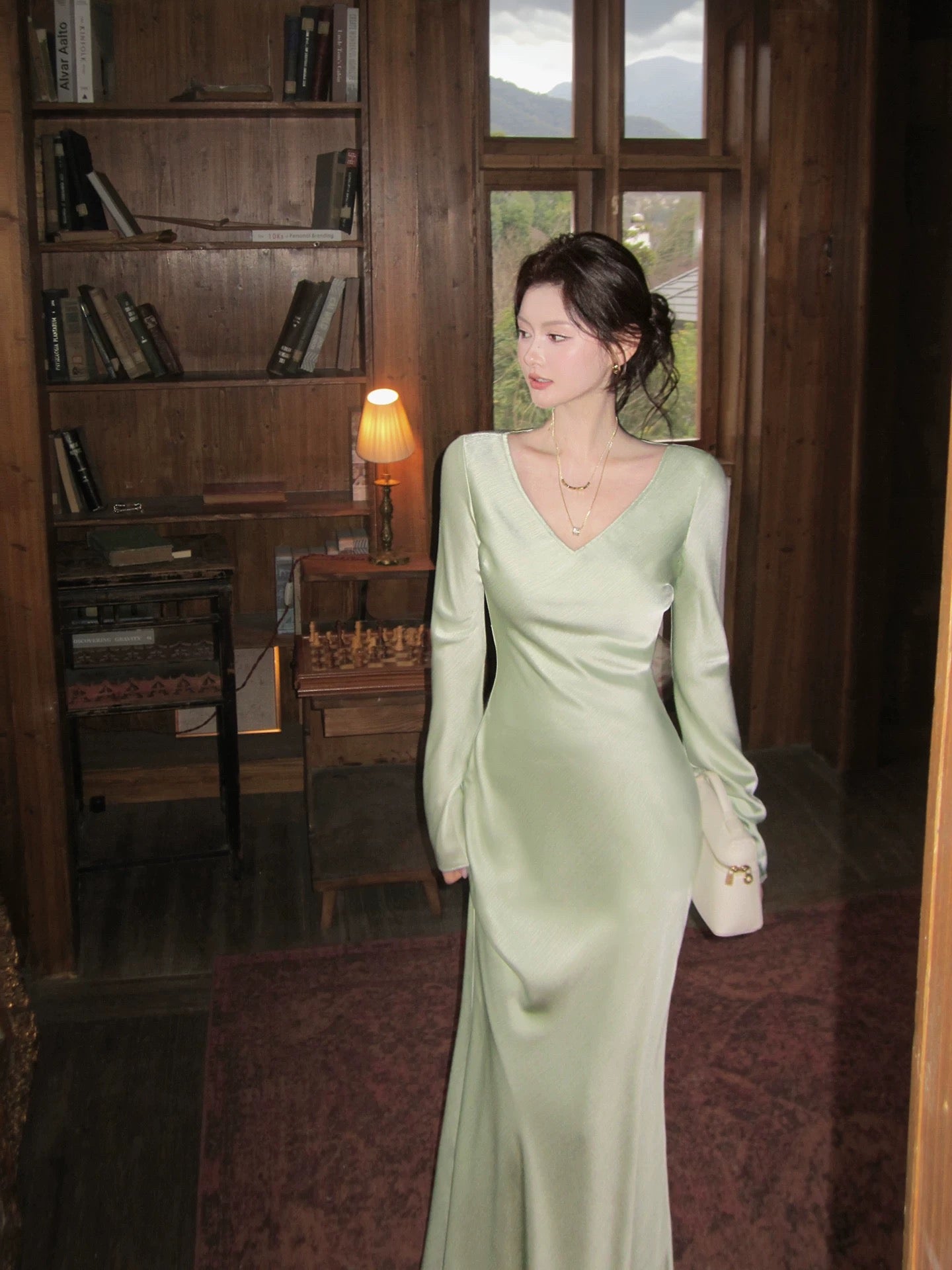 Modest Mermaid V Neck Sage Green With Long Sleeves Spring Summer Event Outfits Wedding Guest Dresses RB3854