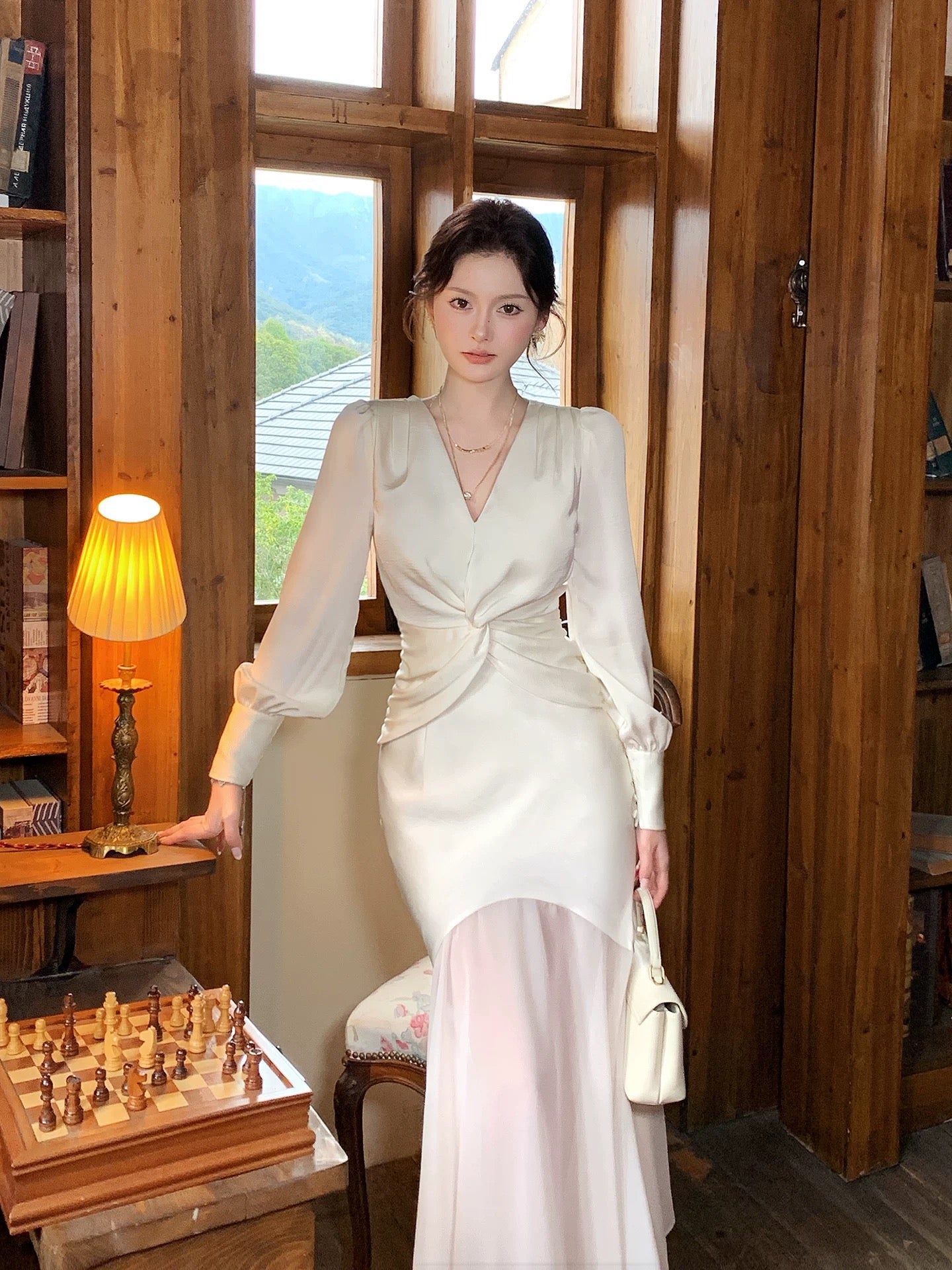 Modest Mermaid V Neck Ivory With Long Sleeves Spring Summer Event Outfits Wedding Guest Dresses RB3855