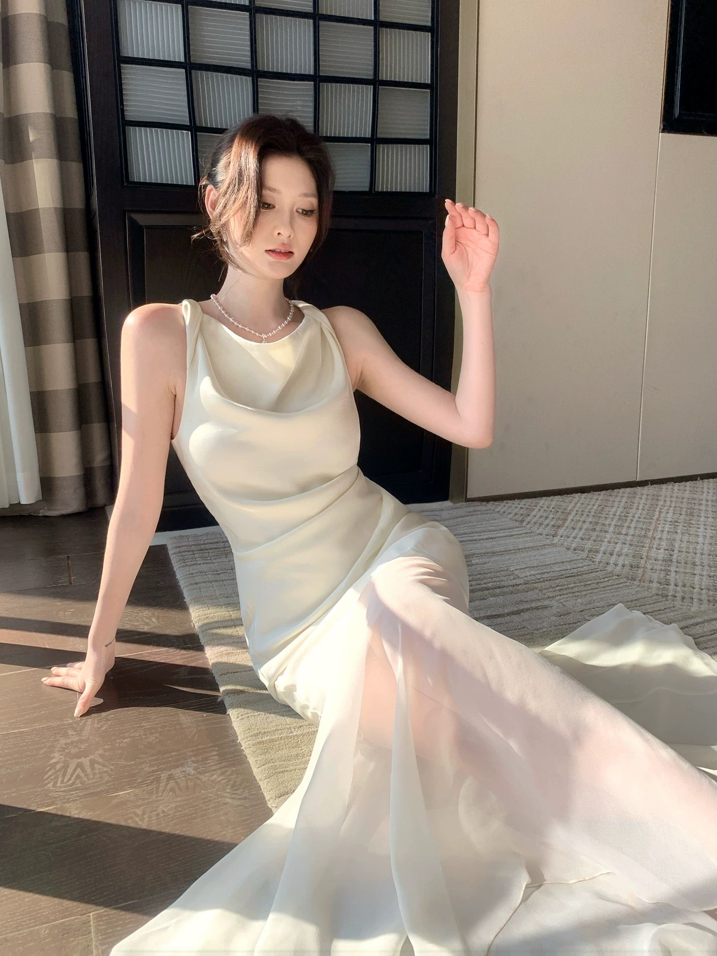 Elegant Mermaid Scoop White Satin With Ruffled Full-hem Maxi Semi Formal Garden Date Night Outfit Wedding Guest Dresses RB5027