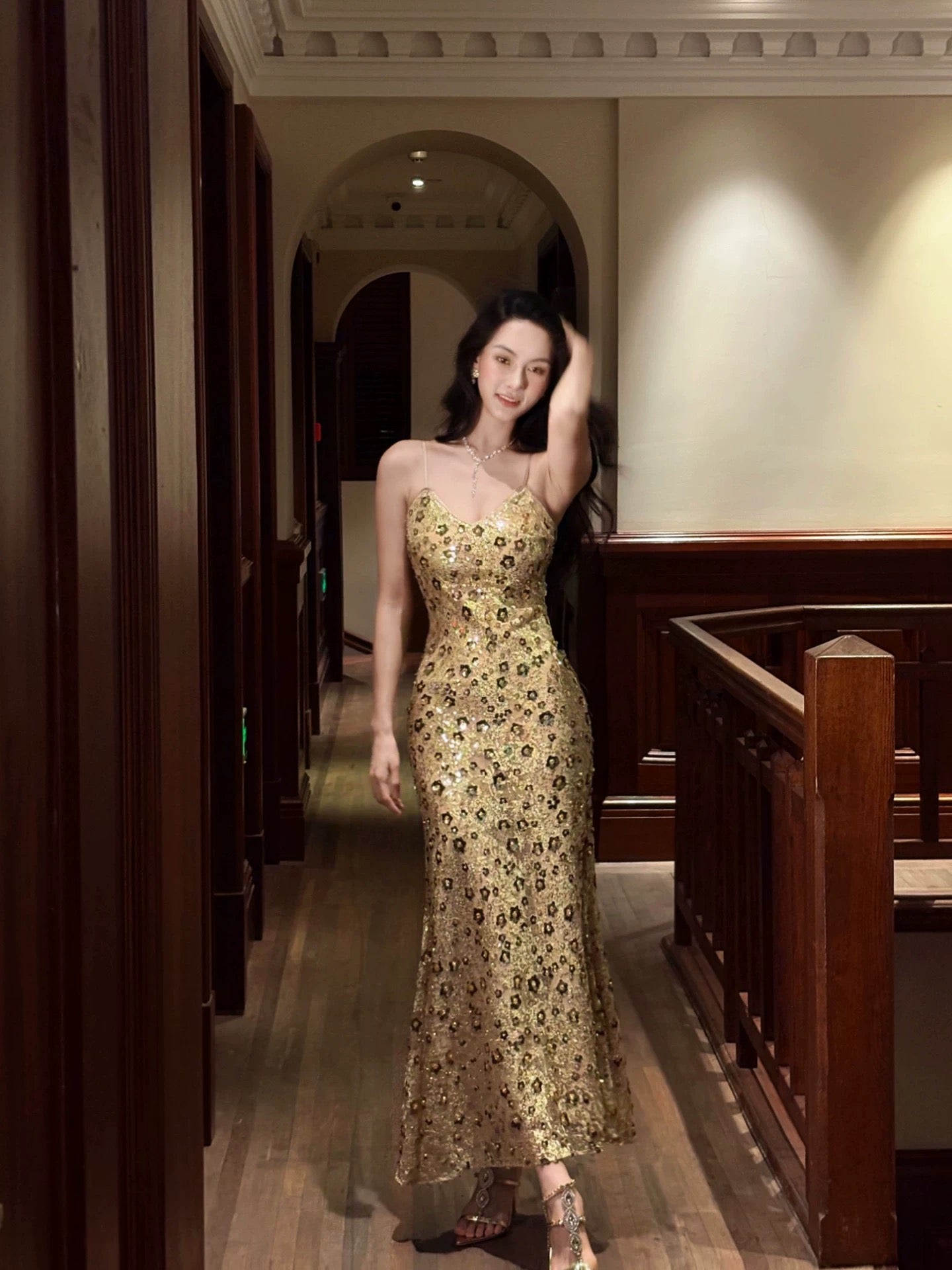 Sparkly Mermaid Spaghetti Strap Gold Sequin Full-hem Maxi Semi Formal Garden Date Night Outfit Wedding Guest Dresses RB5064