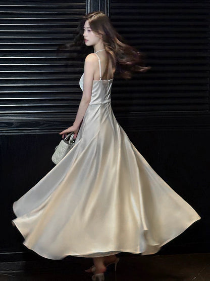 Modest Women's A Line Spaghetti Strap Satin Maxi Dress Date Night Outfits Outdoor Semi Formal Wedding Guest Dresses RB5100