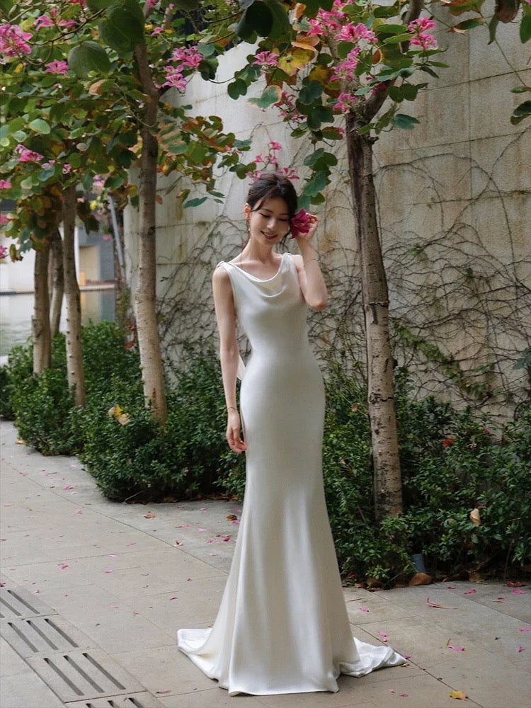 French Style Mermaid Cowl Neck Backless With White Lace Bridal Dress Long Wedding Dresses RB5157