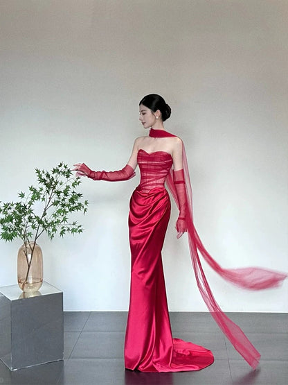 Robes de bal simples Sirène Cœur Rouge Tulle Avec Écharpe Gants Longue Robe de soirée N3175