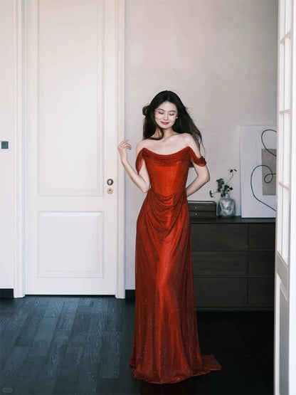 Robes de bal scintillantes sirène épaules dénudées robe de soirée longue à sequins rouges N3921