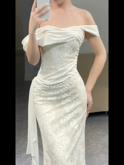 Robes de mariée romantiques sirène épaules dénudées avec dentelle satinée robe de mariée pour jardin d'été N3926