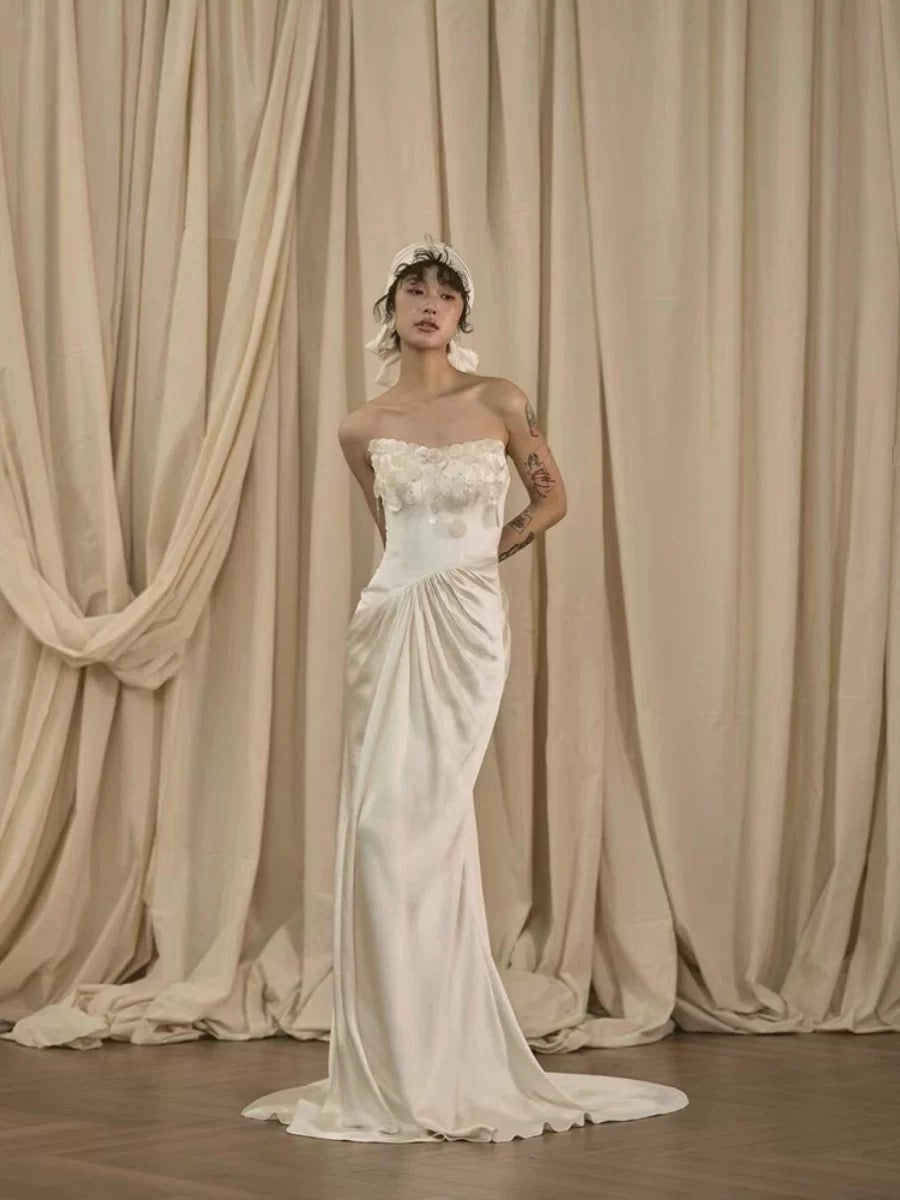 Romantische Brautkleider Meerjungfrau Sweetheart Weißer Satin Französischer Stil Sommer Garten Hochzeit Hochzeitskleid N3935
