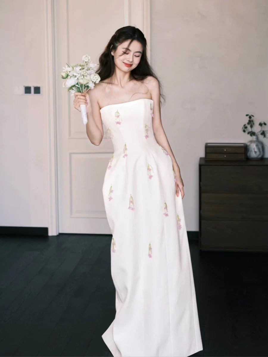 Robes de mariée romantiques A-Line bustier en satin blanc style français pour mariage en jardin d'été N3937