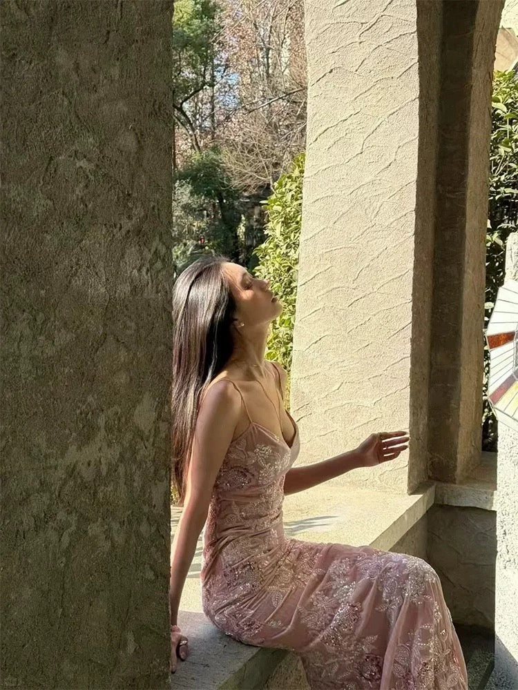 Wunderschöne Abiballkleider Meerjungfrau Spaghetti-Träger Pink Spitze Langes Formelles Abendkleid N3953