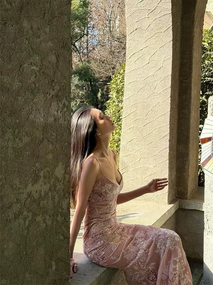 Wunderschöne Abiballkleider Meerjungfrau Spaghetti-Träger Pink Spitze Langes Formelles Abendkleid N3953