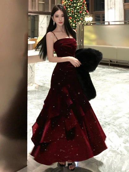 Simple Mermaid Spaghetti Strap 21st Birthday Elegant Outfit Burgundy Velvet Prom Wedding Guest Dresses N4004