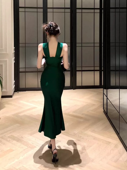Robe de soirée sirène vert émeraude foncé à col licou pour 21e anniversaire élégante longueur thé pour invitée de mariage N4018