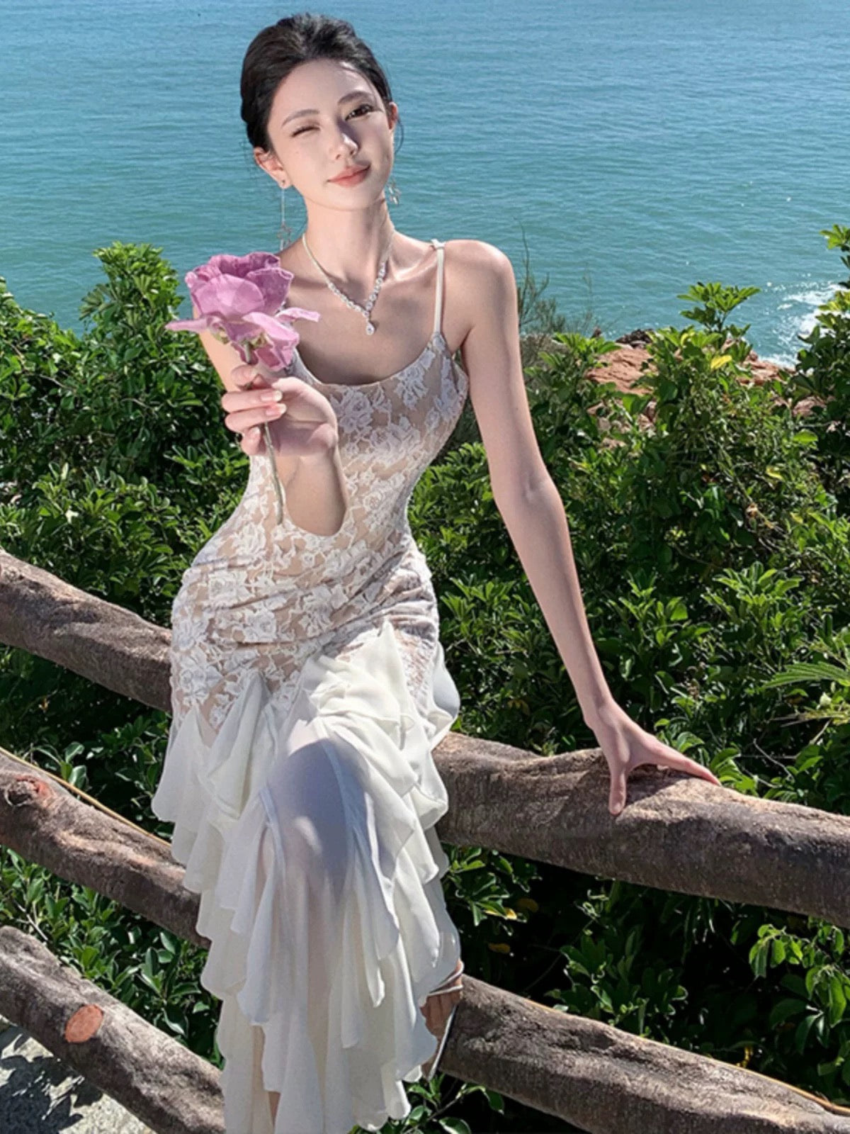 Robe de soirée élégante sirène blanche en dentelle à fines bretelles pour 21ème anniversaire, longueur ras du sol, pour invitée de mariage N4022