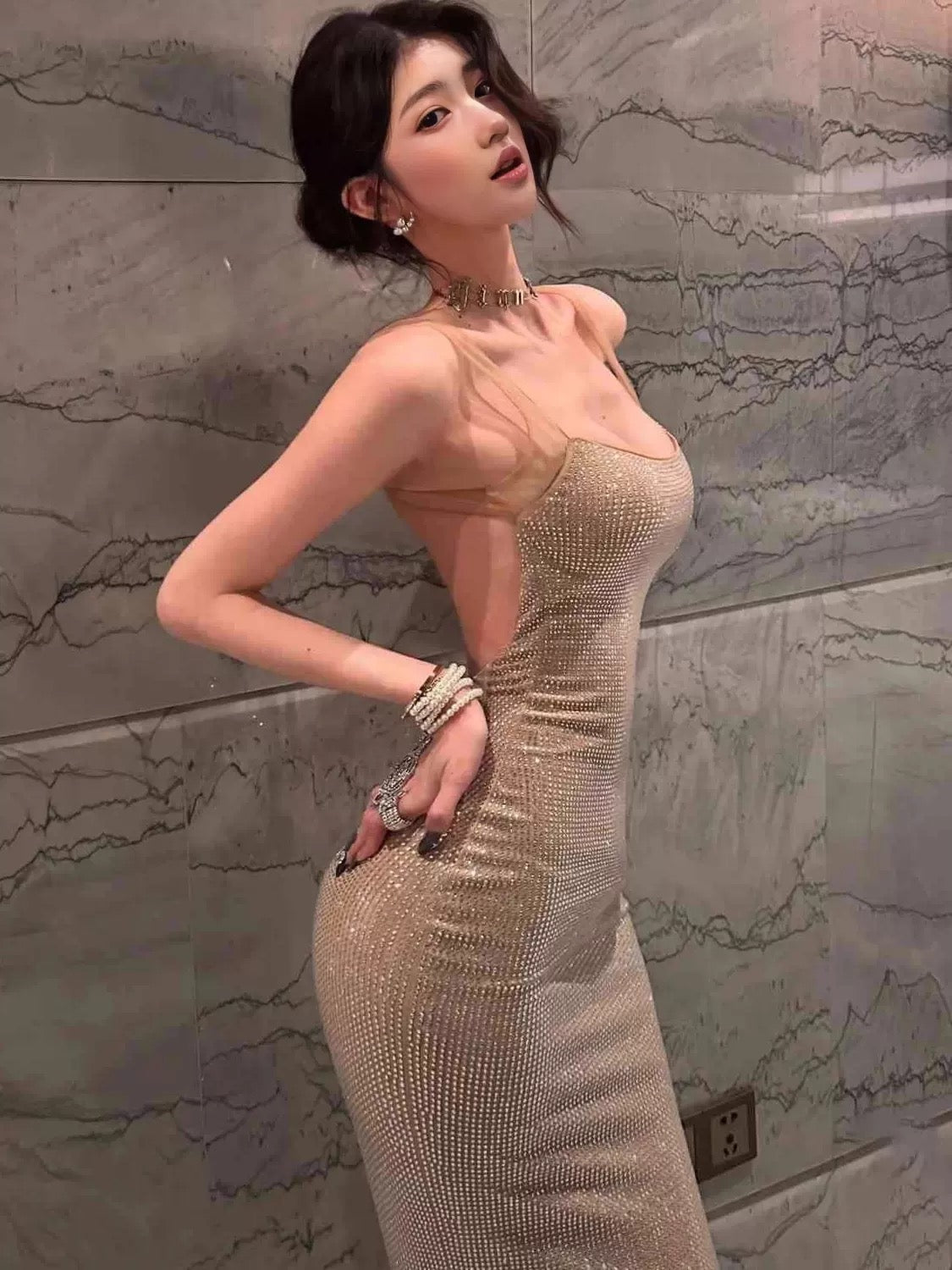 Sexy Meerjungfrauen-Spaghettiträger-Pailletten-Rückenfreies Kleid zum 18. Geburtstag, elegantes Outfit, Sommer-Hochzeitsgastkleider N4037
