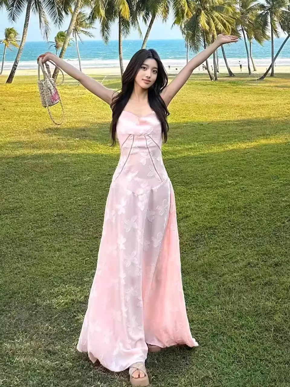 Élégantes Robes de Bal Longues Ligne A avec Bretelles Fines Rose Dentelle Robe de Soirée Formelle Longue N4042