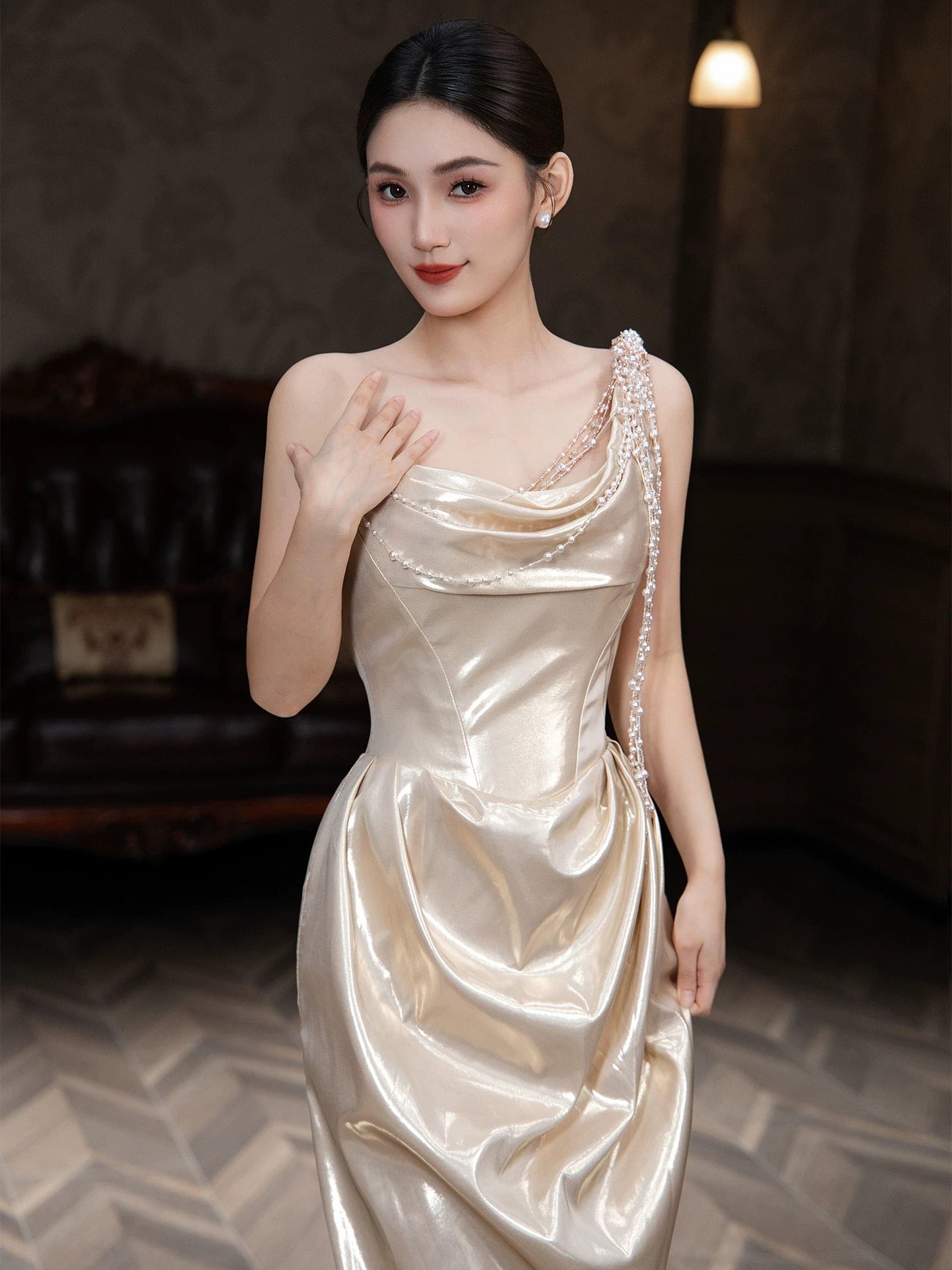 Einfaches Meerjungfrau-Abendkleid aus Satin mit einer Schulter, ärmellos, für Damen N4246