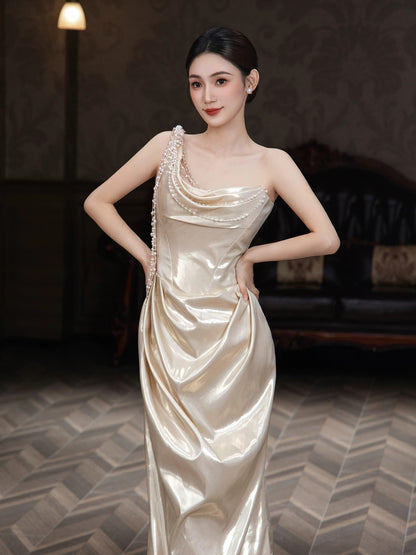 Einfaches Meerjungfrau-Abendkleid aus Satin mit einer Schulter, ärmellos, für Damen N4246