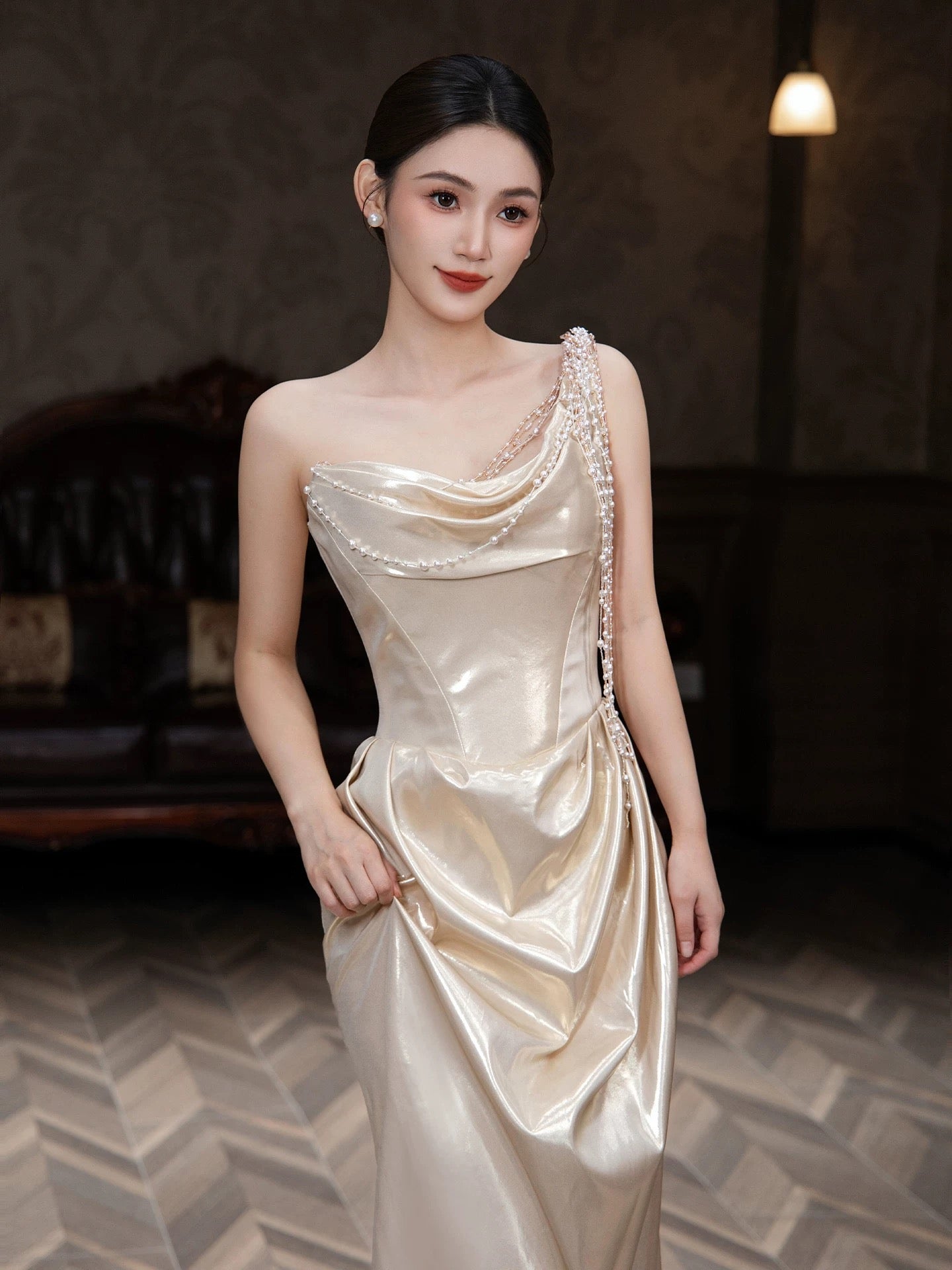 Einfaches Meerjungfrau-Abendkleid aus Satin mit einer Schulter, ärmellos, für Damen N4246