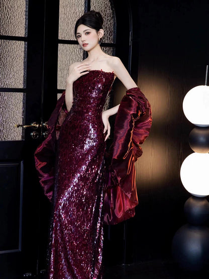 Robes de bal longues sirène sexy sans bretelles bordeaux à sequins sans manches avec cape pour femmes N4262