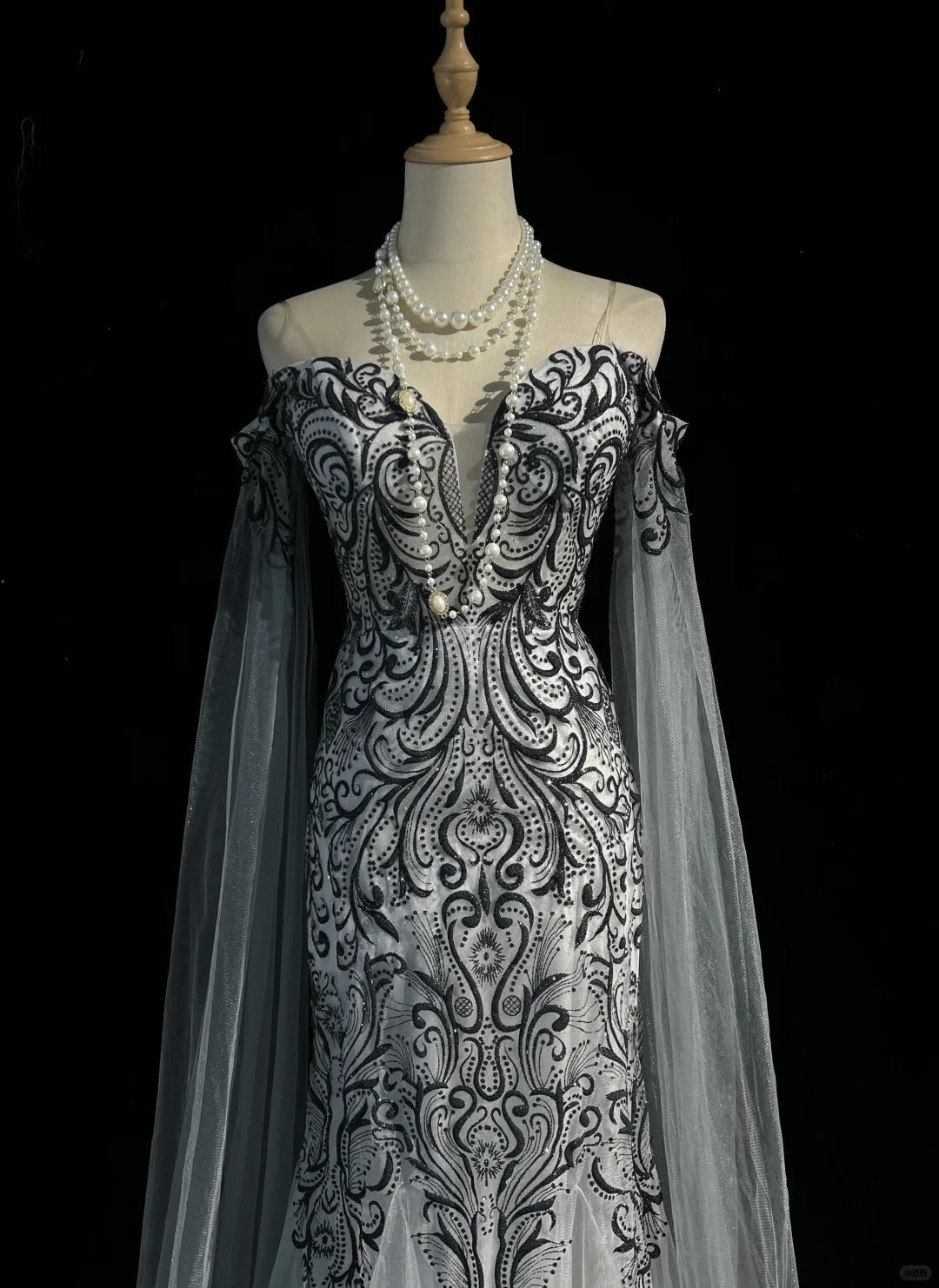Vintage Prom Dresses 80s Mermaid Off The Shoulder Silver Grey Tulle With Long Sleeves Floor Length Formal Outfits RB4334