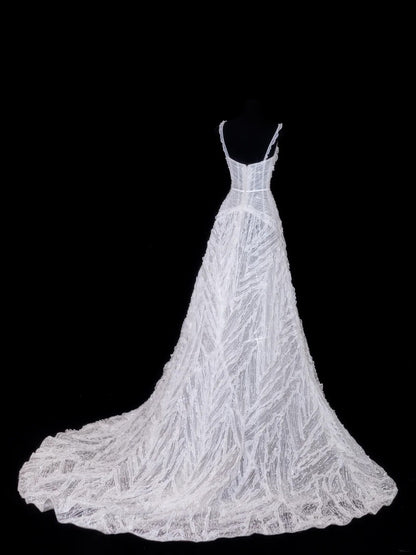 Glitzerndes Brautkleid, Ballkleid mit Spaghettiträgern, Pailletten und Perlen, weißes Brautkleid, figurbetontes langes Brautkleid N156