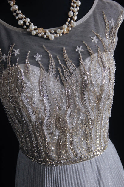 Vintage Prom Dresses Aesthetic A line Scoop Neck Silver Gray Pleated With Beaded Bodice Inspo Formal Party Gown N167