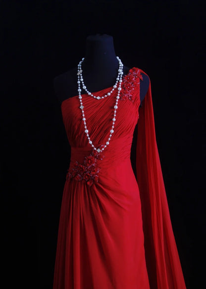 Robe de bal vintage, coupe trapèze, une épaule, en mousseline rouge avec corsage perlé, inspiration robe de soirée formelle N171