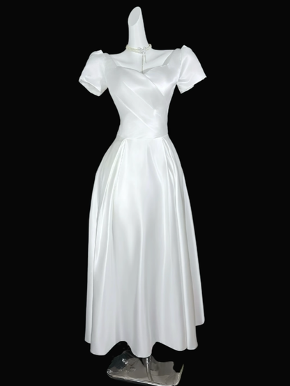 Charmantes A-Linien-Sweetheart-Kleid in Weiß mit Ärmeln, Satin, Sommer, 20. Geburtstag, Elegantes Outfit, Hochzeitsgastkleider N4300