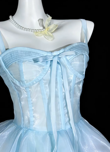 Robe de cocktail/bal courte en satin bleue à bretelles fines N4331