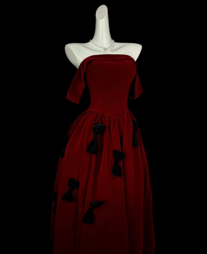 Modest Ball Gowns Off The Shoulder Burgundy Velvet Tea Length Evening Dresses Night Date Prom Dress N4412
