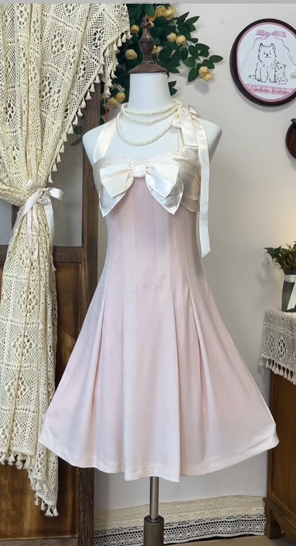 Elegantes A-Linien-Neckholder-Kleid aus rosa Chiffon für Seniorinnen, kurze Abschlussfeier, High School Homecoming Kleider N4562