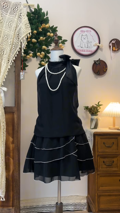 Elegantes, A-linienförmiges, trägerloses kleines Schwarzes aus Chiffon für Abschlussfeier und Schulball N4563