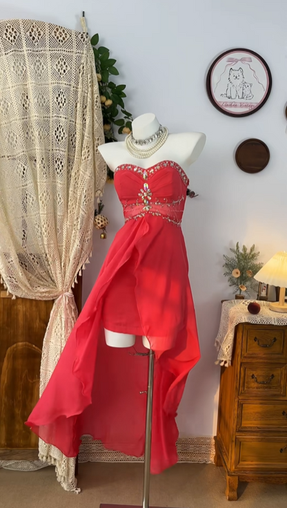 Robes de bal de fin d'année rouges en mousseline mignonne coupe haute-basse en forme de cœur N4600
