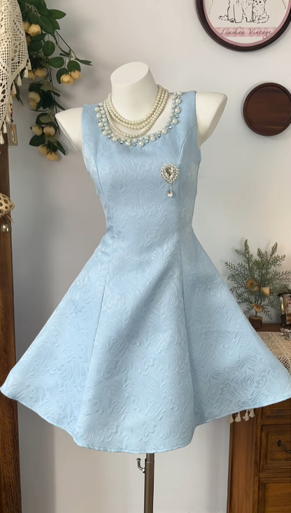 Süßes Ballkleid mit eckigem Ausschnitt, hellblauem Satin, für Abiturfeier, Abschlussball, Inspo für Homecoming-Kleider N4607