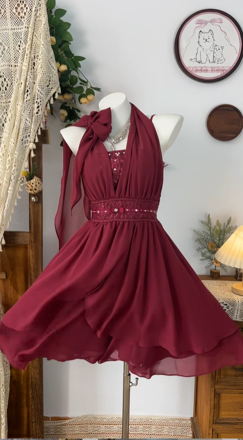 Elegantes A-Linien Neckholder-Kleid aus burgunderrotem Chiffon für Tanz, Abschlussball, kurze Inspo, formelle Anlässe, Abschlussfeier-Inspo, Homecoming-Kleider N4609