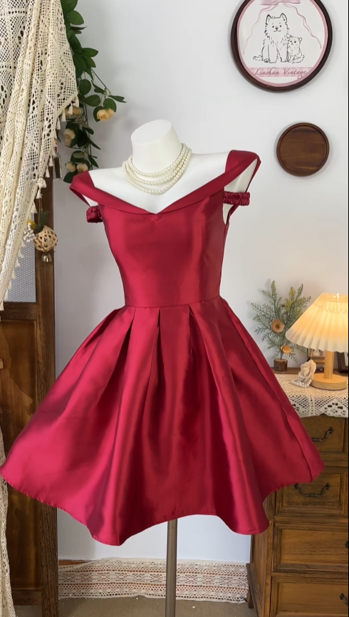 Robes de bal simples, épaules dénudées, bordeaux, danse, senior, courtes, inspiration, bal de promo, inspiration, robes de retour à la maison N4619