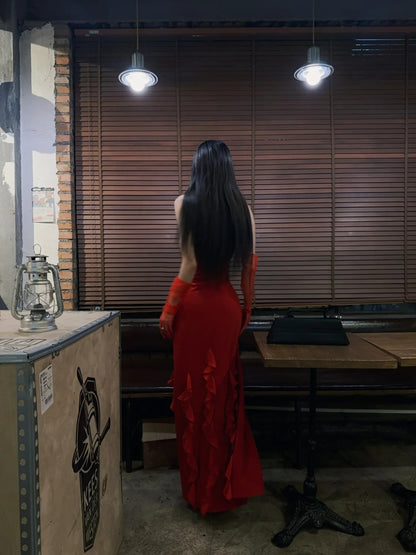 Einzigartiges, trägerloses, leuchtend rotes Meerjungfrauen-Abendkleid mit Schlitz – Inspiration für formelle Abendkleider N462