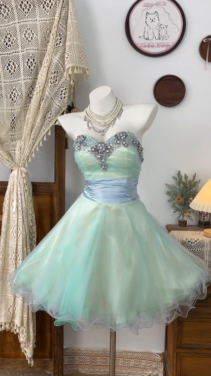 Wunderschönes Ballkleid, Sweetheart-Ausschnitt, salbeigrüner Tüll mit Perlenstickerei, elegantes kurzes formelles Abschlusskleid, Inspiration für Homecoming-Kleider N4630