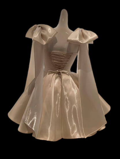 Wunderschöne Ballkleider Spaghettiträger Champagner Mini Senior Kurzes Hoco-Kleid High School Homecoming Kleider N4657