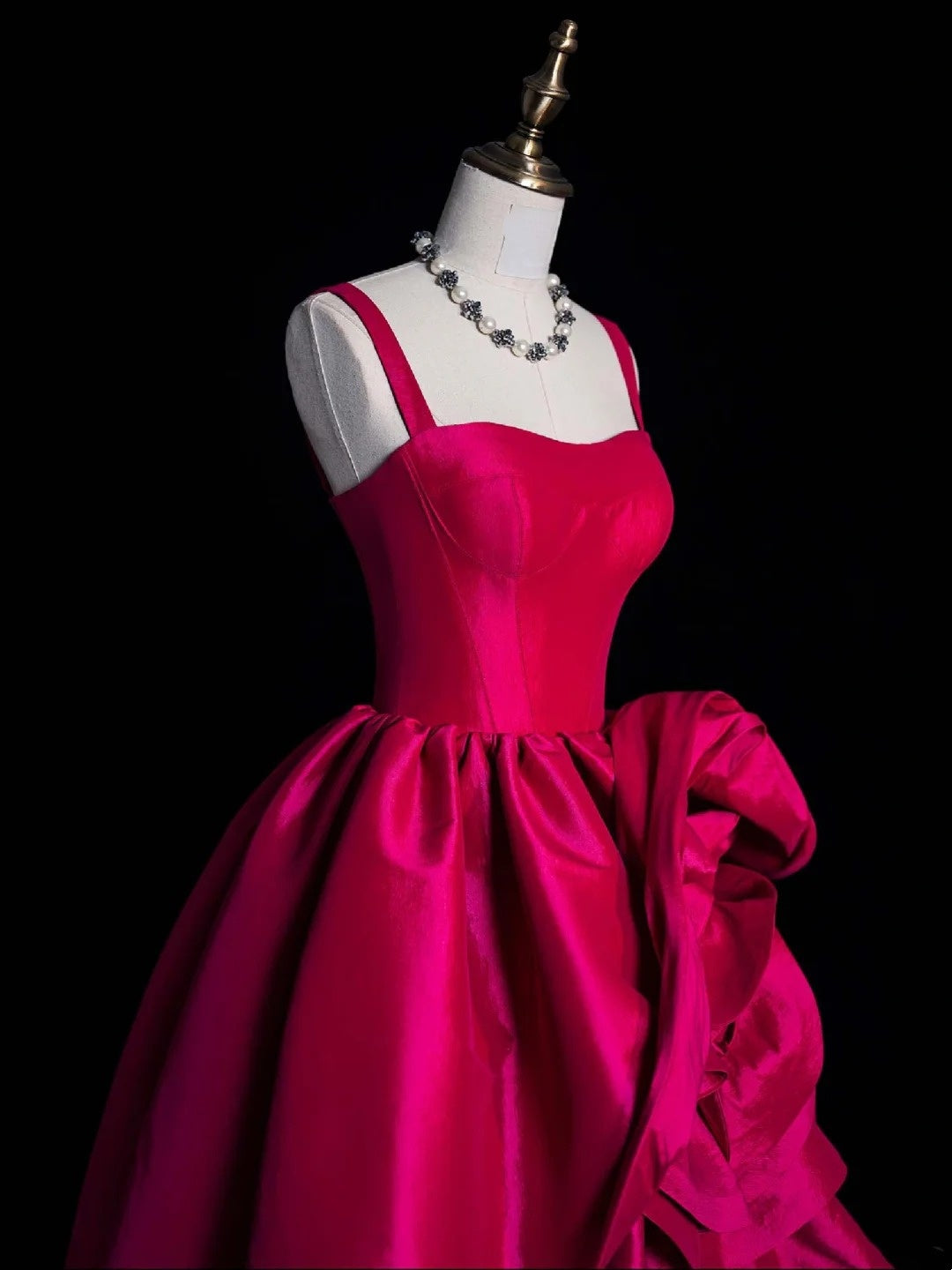 Robe de bal élégante à bretelles spaghetti en satin rose fuchsia à fleurs, longue robe de soirée semi-formelle N617